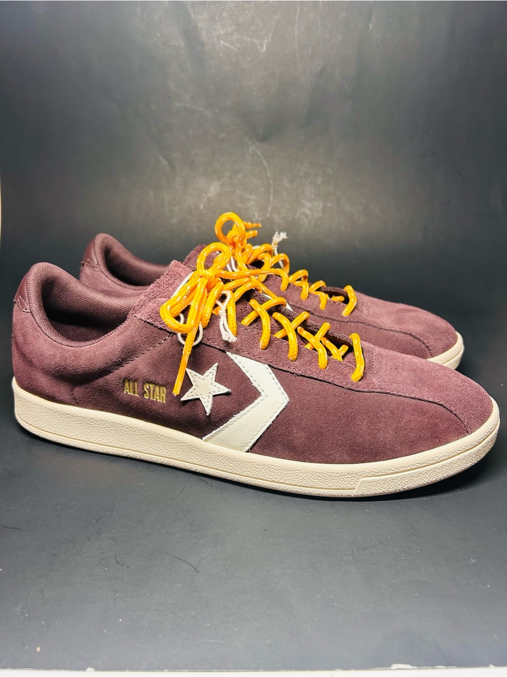 Converse All Star Leather Low Top Sneakers Brown US Men’s 10 Women’s 11.5 EU 44